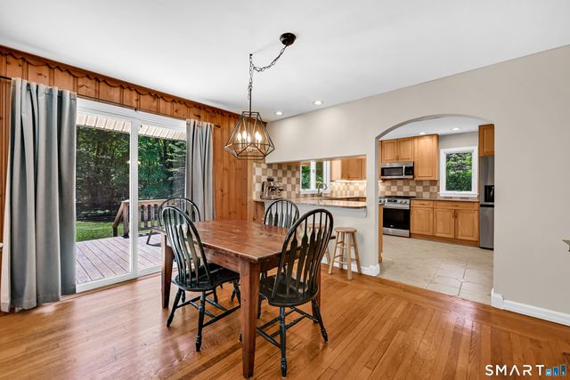 75 Brinsmade Road, Hamden, CT 06514