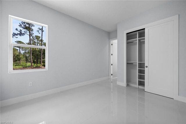 3433 66TH AVE NE, Naples, FL 34120