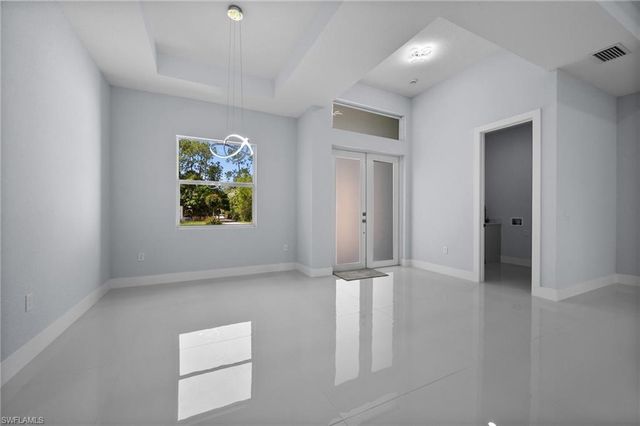 3433 66TH AVE NE, Naples, FL 34120