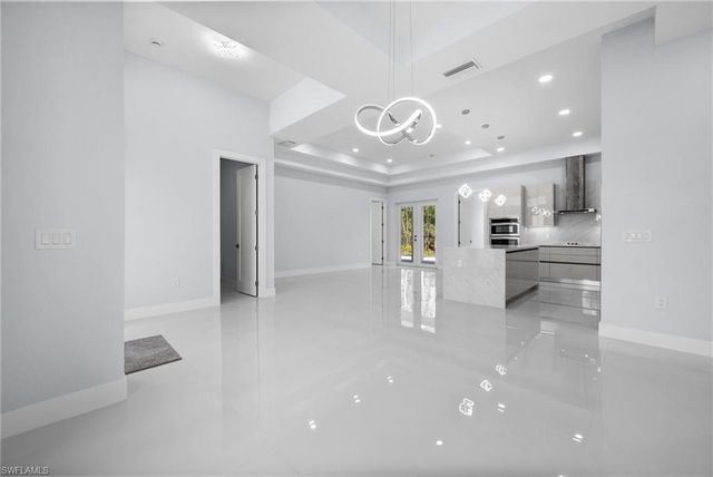 3433 66TH AVE NE, Naples, FL 34120