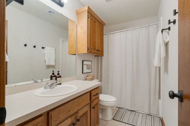 1721 Cherokee Trail, Choctaw, OK 73020