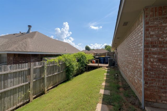 1721 Cherokee Trail, Choctaw, OK 73020