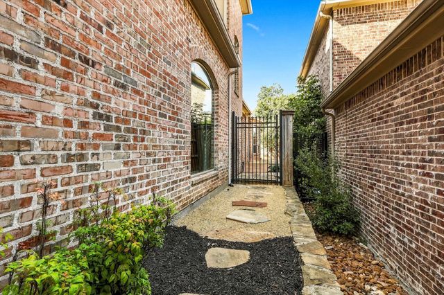 1561 Morris Lane, Frisco, TX 75034
