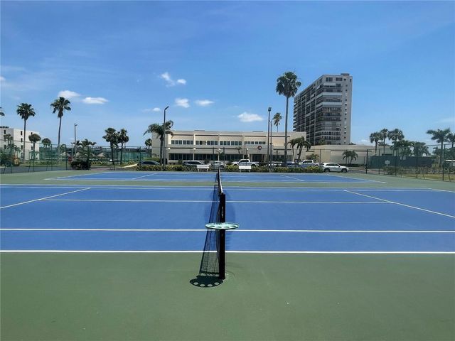 7910 SUN ISLAND DRIVE S 203, South Pasadena, FL 33707