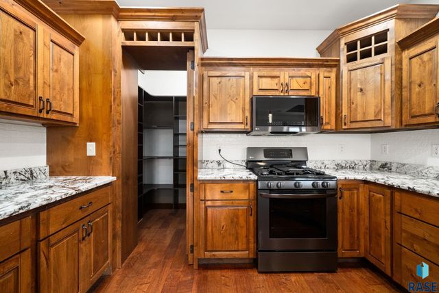 3408 E Broken Arrow St Street, Sioux Falls, SD 57103