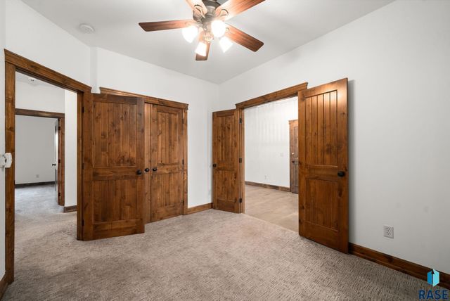 3408 E Broken Arrow St Street, Sioux Falls, SD 57103
