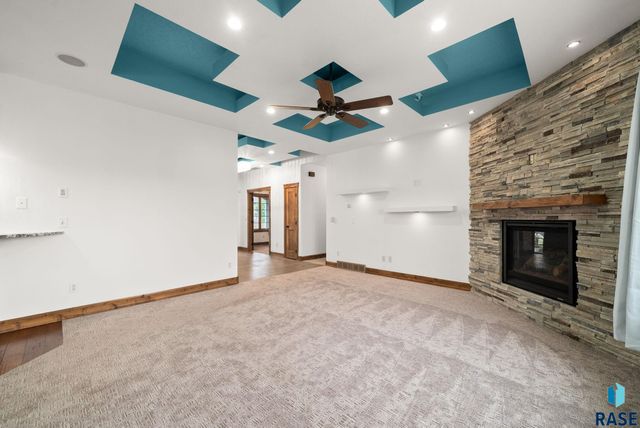 3408 E Broken Arrow St Street, Sioux Falls, SD 57103
