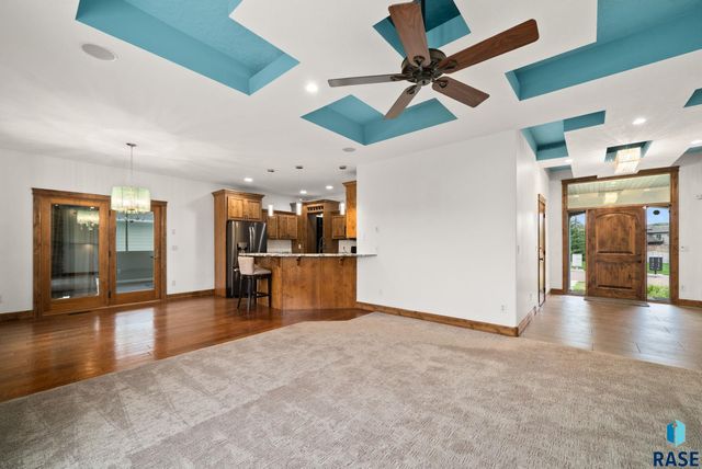 3408 E Broken Arrow St Street, Sioux Falls, SD 57103