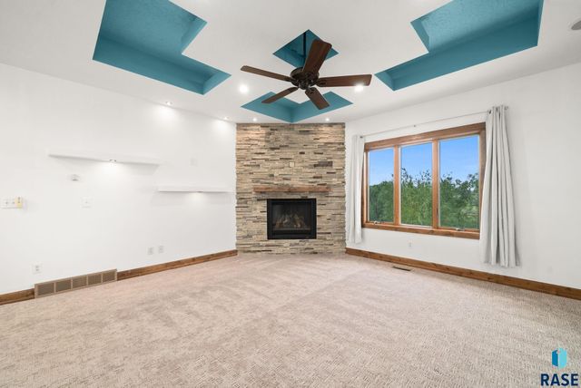 3408 E Broken Arrow St Street, Sioux Falls, SD 57103