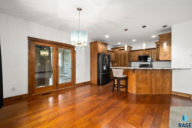 3408 E Broken Arrow St Street, Sioux Falls, SD 57103