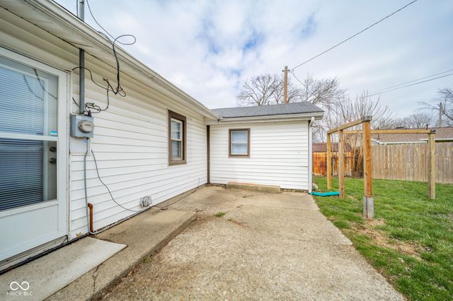 2742 Apache Drive, Anderson, IN 46012
