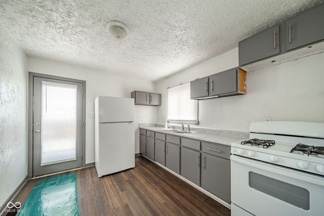 2742 Apache Drive, Anderson, IN 46012