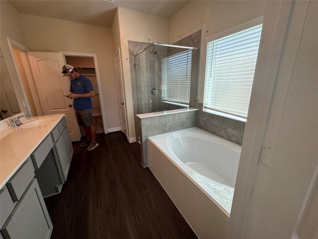 17851 Cappadocia Trail, Tomball, TX 77377