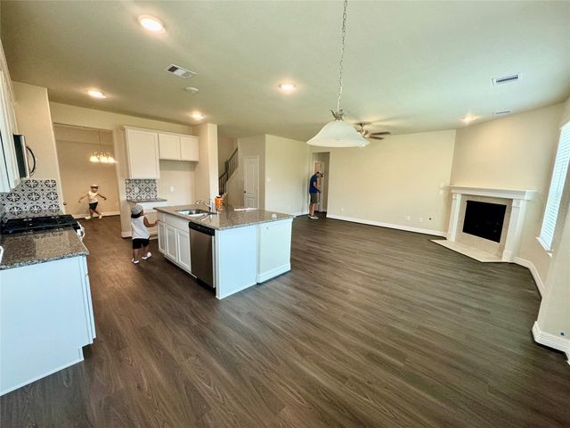 17851 Cappadocia Trail, Tomball, TX 77377