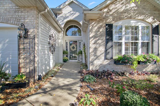 17053 Mendota Drive, Lockport, IL 60441