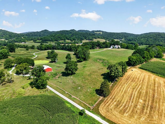 5713 Smith Fork Rd, Liberty, TN 37095