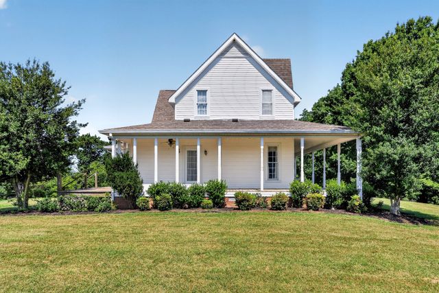 5713 Smith Fork Rd, Liberty, TN 37095