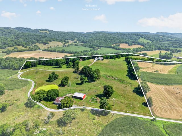 5713 Smith Fork Rd, Liberty, TN 37095