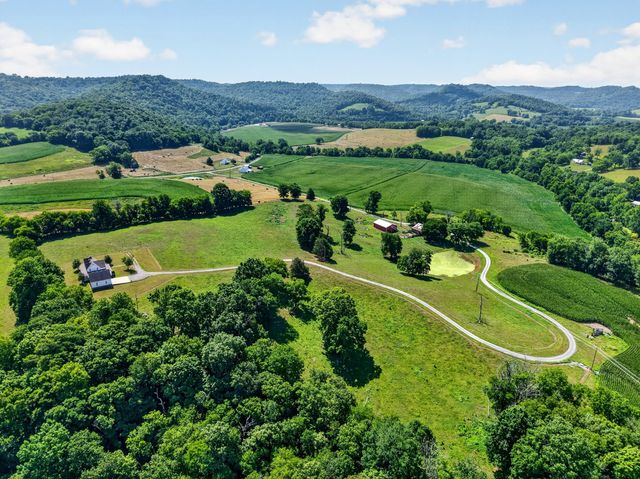 5713 Smith Fork Rd, Liberty, TN 37095
