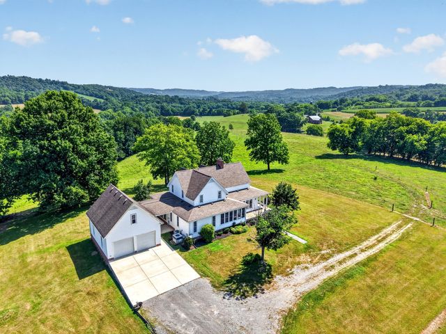 5713 Smith Fork Rd, Liberty, TN 37095