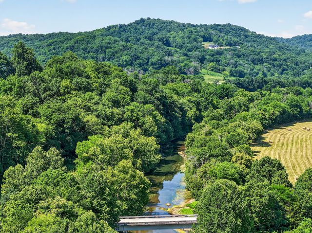 5713 Smith Fork Rd, Liberty, TN 37095