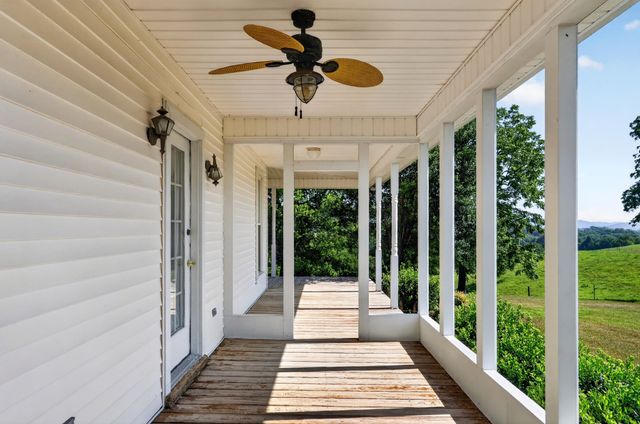 5713 Smith Fork Rd, Liberty, TN 37095