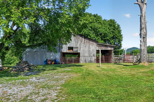 5713 Smith Fork Rd, Liberty, TN 37095