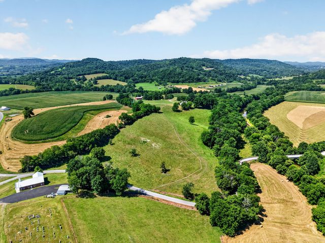 5713 Smith Fork Rd, Liberty, TN 37095