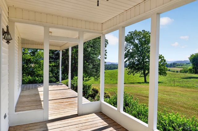 5713 Smith Fork Rd, Liberty, TN 37095