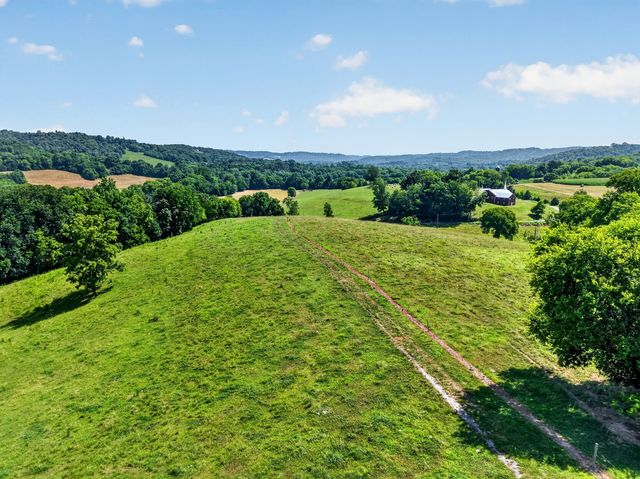 5713 Smith Fork Rd, Liberty, TN 37095