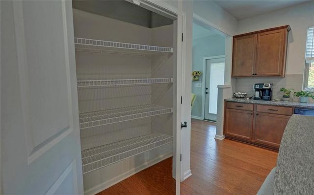 5663 Villa Crest Drive, Hoschton, GA 30548