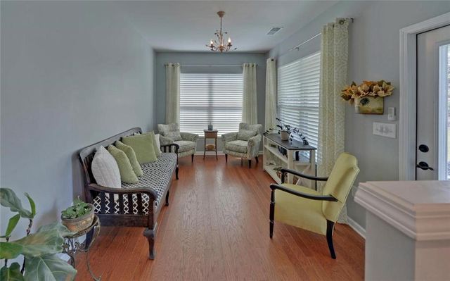 5663 Villa Crest Drive, Hoschton, GA 30548