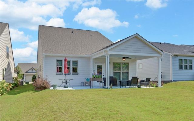 5663 Villa Crest Drive, Hoschton, GA 30548