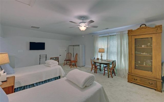 5663 Villa Crest Drive, Hoschton, GA 30548