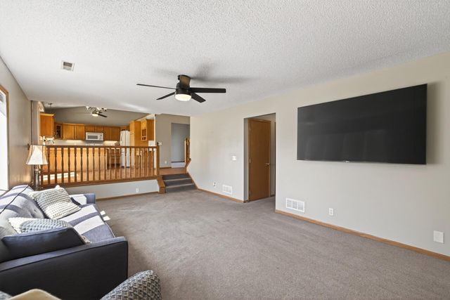 20972 Rendova Street NE, East Bethel, MN 55011