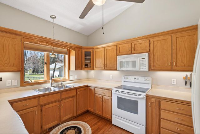 20972 Rendova Street NE, East Bethel, MN 55011