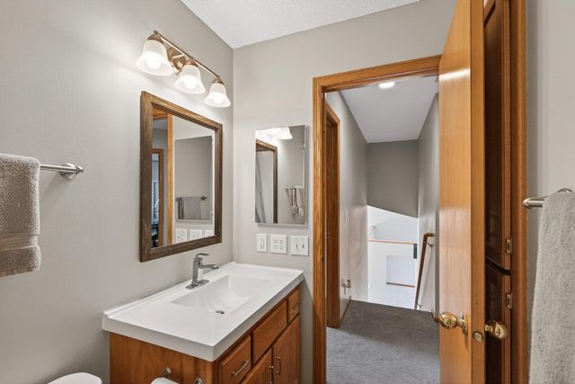 20972 Rendova Street NE, East Bethel, MN 55011