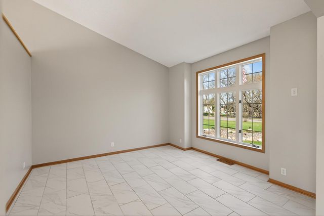 20972 Rendova Street NE, East Bethel, MN 55011