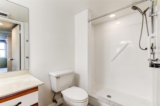 2333 FEATHER SOUND DRIVE B503, Clearwater, FL 33762