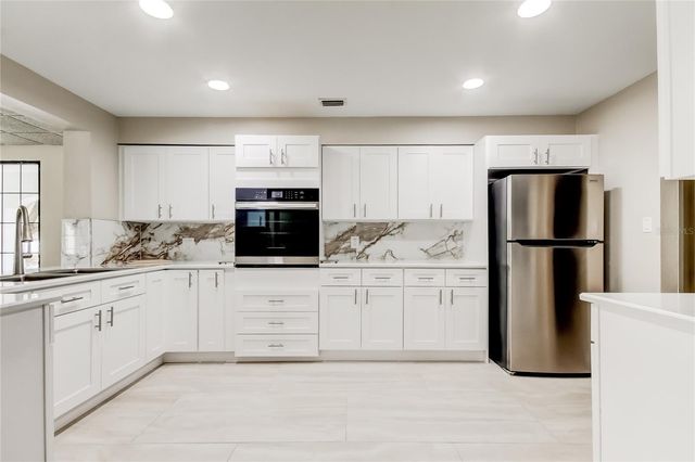 2333 FEATHER SOUND DRIVE B503, Clearwater, FL 33762