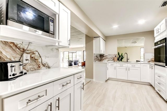 2333 FEATHER SOUND DRIVE B503, Clearwater, FL 33762