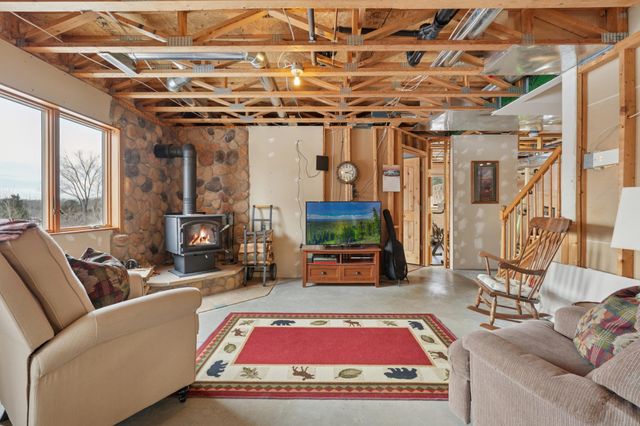 W11213 840th Avenue, River Falls, WI 54022