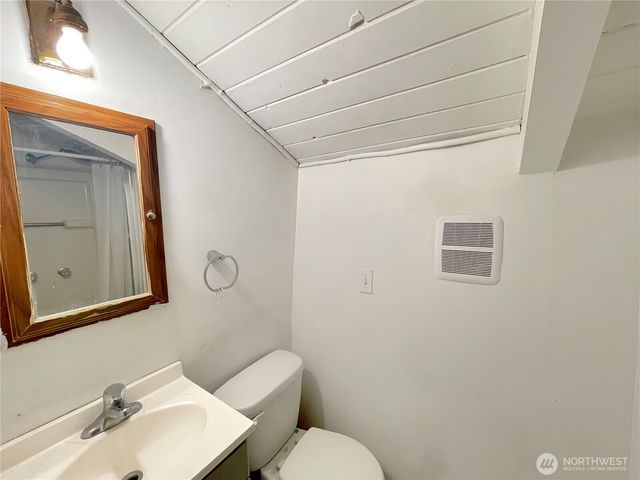 14784 Mountain View Lane, Concrete, WA 98237