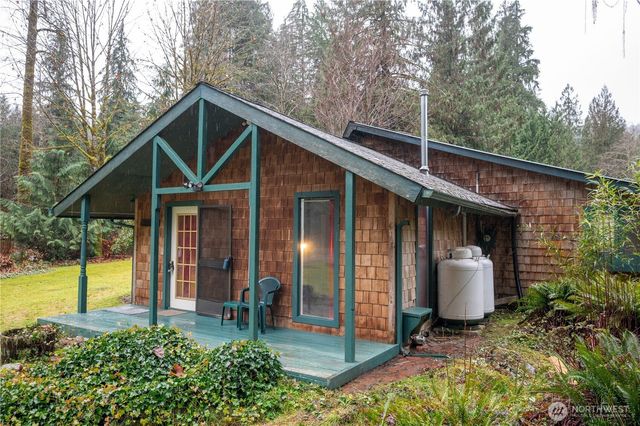 14784 Mountain View Lane, Concrete, WA 98237