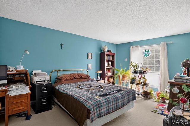 1525 Hampton Hall Drive 12, Chesterfield, MO 63017