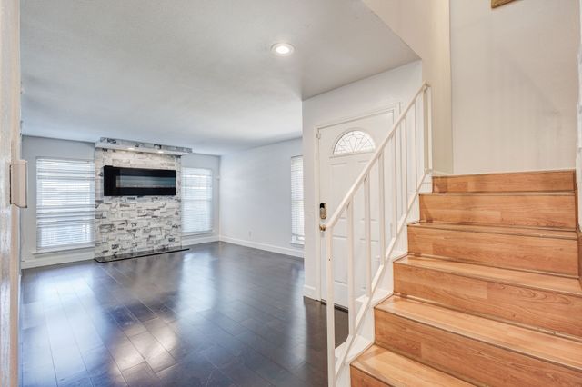 1714 Place One Lane, Garland, TX 75042