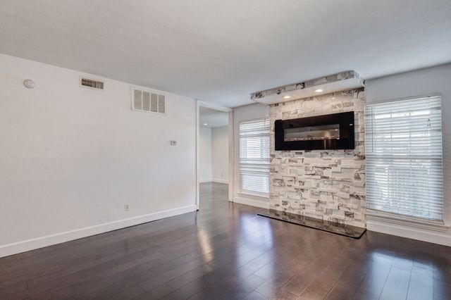 1714 Place One Lane, Garland, TX 75042