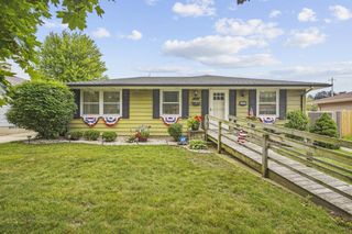 8715 34th AVENUE, Kenosha, WI 53142