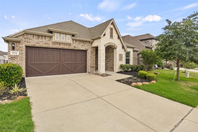 2532 Governors Boulevard, Heath, TX 75126