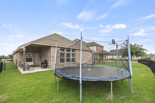 2532 Governors Boulevard, Heath, TX 75126